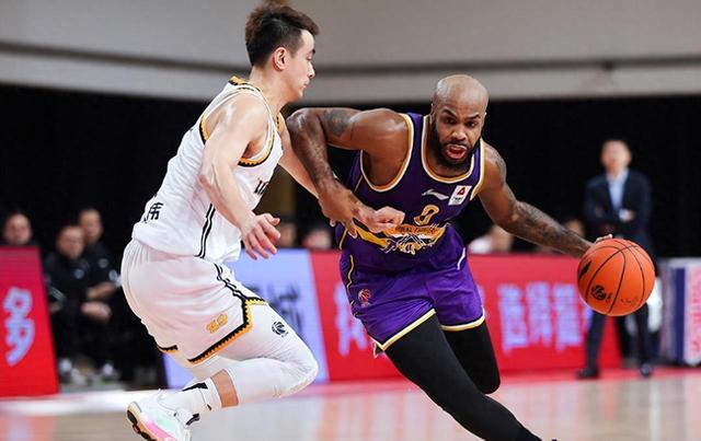 Doinb迎来七赛季出色发挥,G2观众热烈欢呼!上演精彩一战 Doinb迎来七赛季出色发挥,G2观众热烈欢呼!上演精彩一战